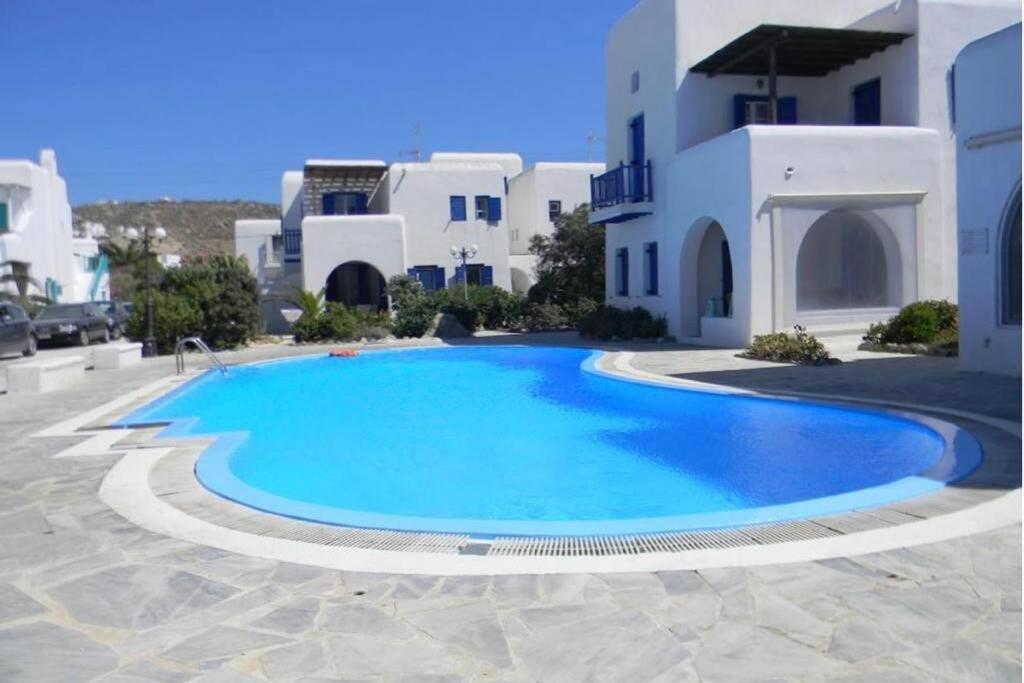Pigeon House Ornos Beach Mykonos Town Exterior photo