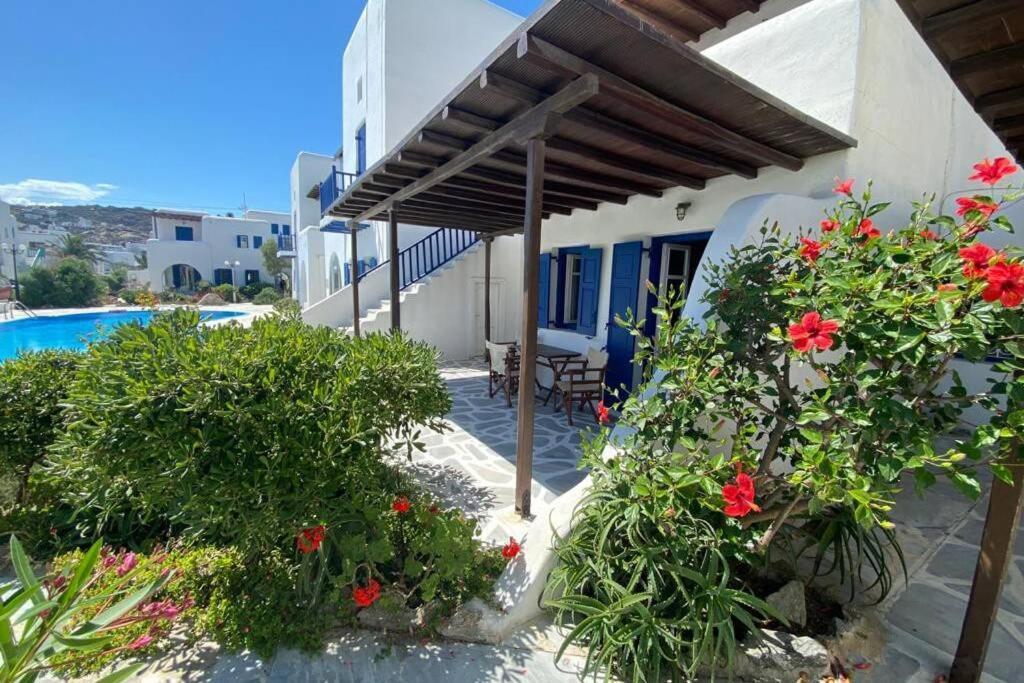 Pigeon House Ornos Beach Mykonos Town Exterior photo